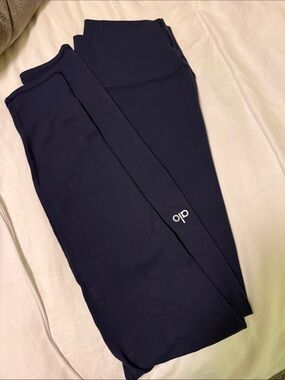 alo High-Waist Navy Leggings slight thicker material
